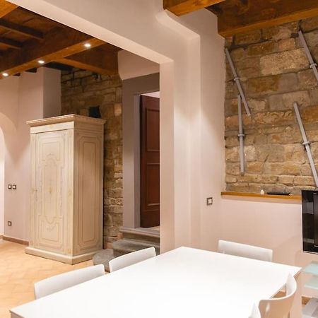 Cozy And Charmin 3Br Apartment Steps By Duomo Florence Buitenkant foto