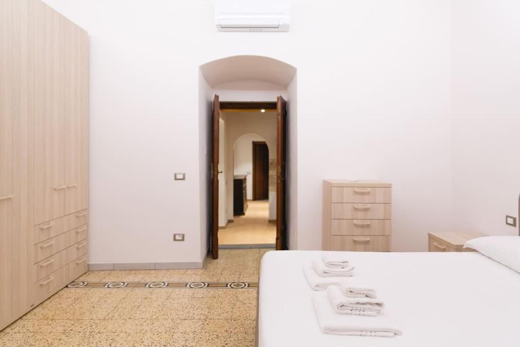 Cozy And Charmin 3Br Apartment Steps By Duomo Florence Buitenkant foto