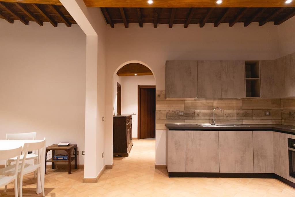 Cozy And Charmin 3Br Apartment Steps By Duomo Florence Buitenkant foto