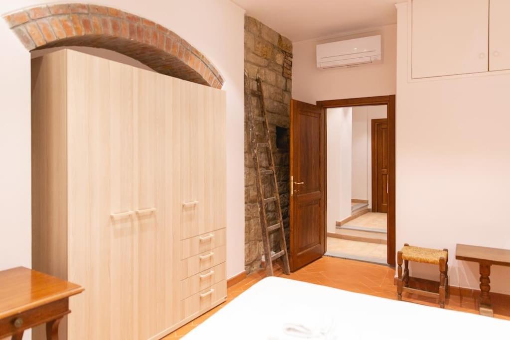 Cozy And Charmin 3Br Apartment Steps By Duomo Florence Buitenkant foto