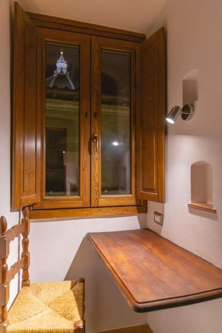 Cozy And Charmin 3Br Apartment Steps By Duomo Florence Buitenkant foto