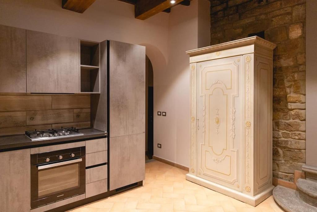 Cozy And Charmin 3Br Apartment Steps By Duomo Florence Buitenkant foto